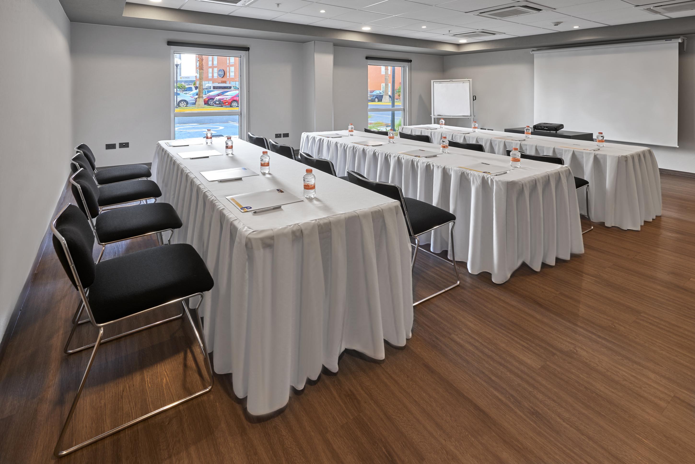 City Express Junior By Marriott Tijuana Otay Eksteriør billede