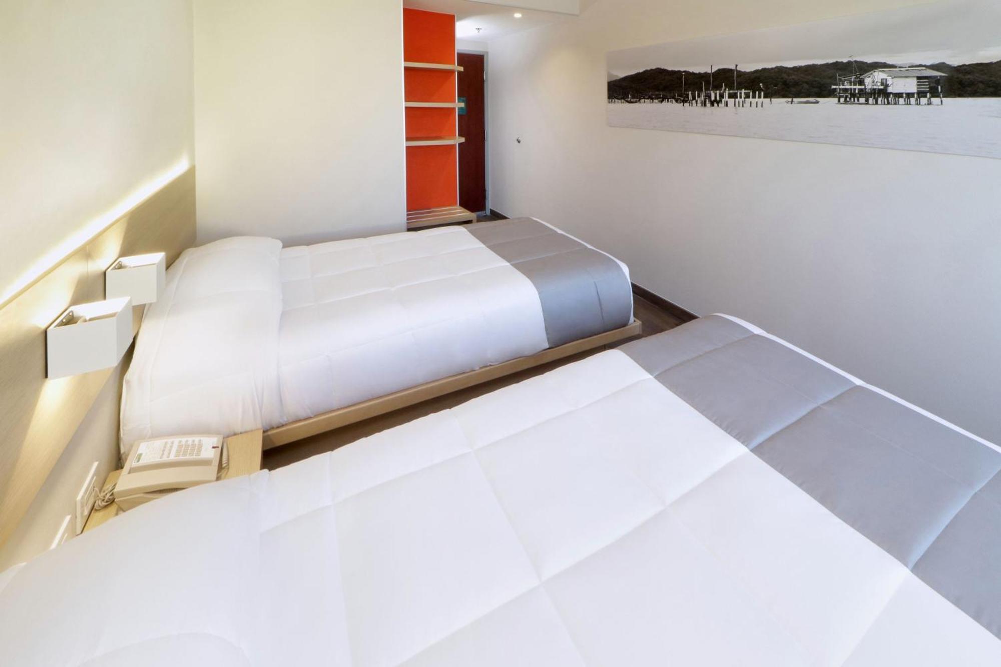 City Express Junior By Marriott Tijuana Otay Eksteriør billede